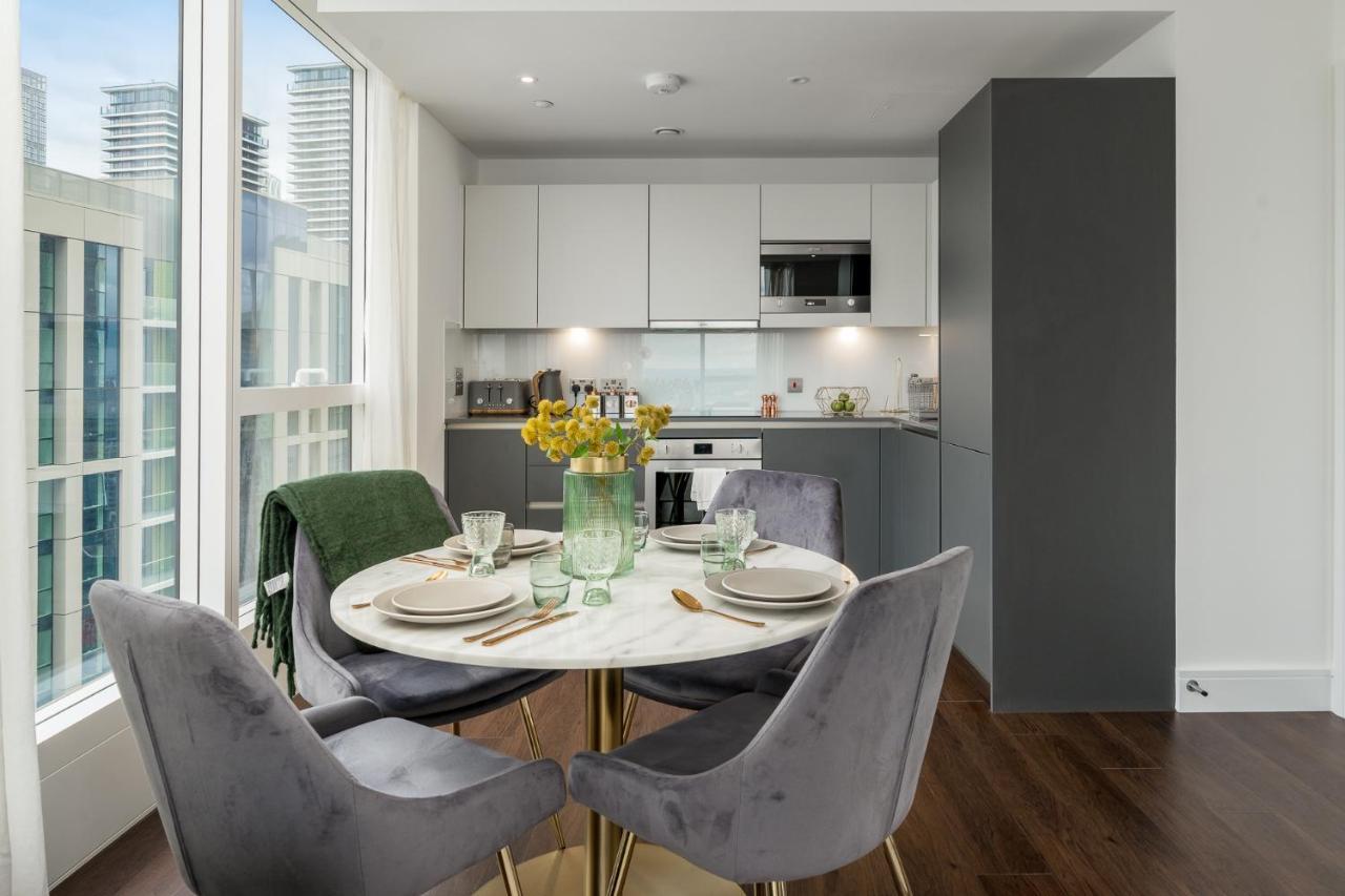 Luxurious Spacious 2Bed Suites Skyline River Views By Canary Wharf 런던 외부 사진
