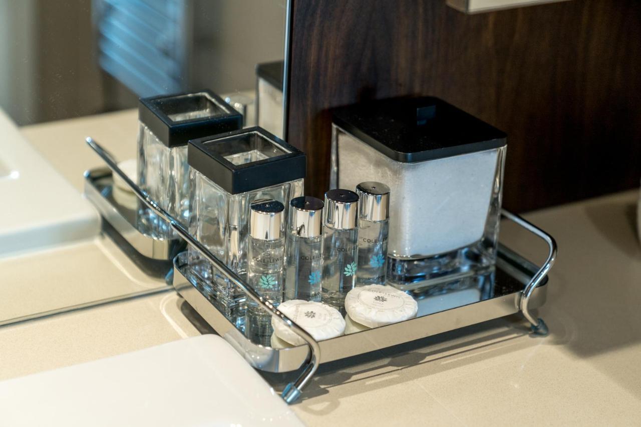 Luxurious Spacious 2Bed Suites Skyline River Views By Canary Wharf 런던 외부 사진
