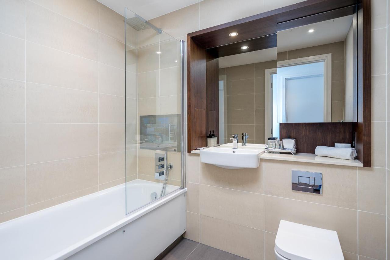 Luxurious Spacious 2Bed Suites Skyline River Views By Canary Wharf 런던 외부 사진